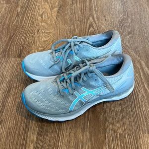 ASICS Gel Nimbus 23 Size 8